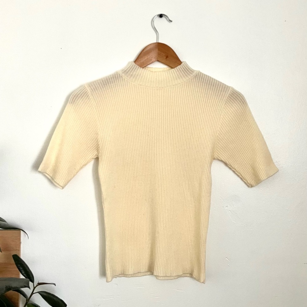 Vintage Ribbed Fitted Ivory Short Sleeve Mock Neck Sweater